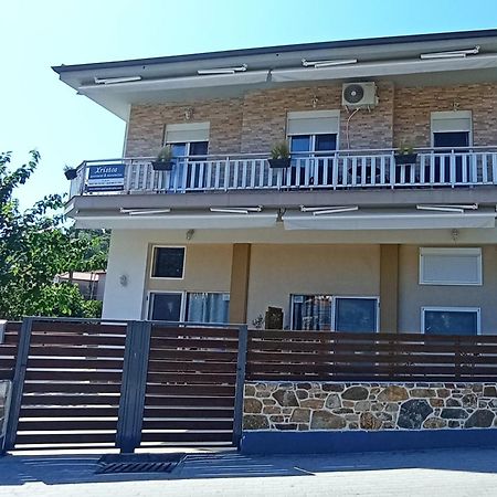 Xristos Apartment And Maisonettes 시키아 외부 사진
